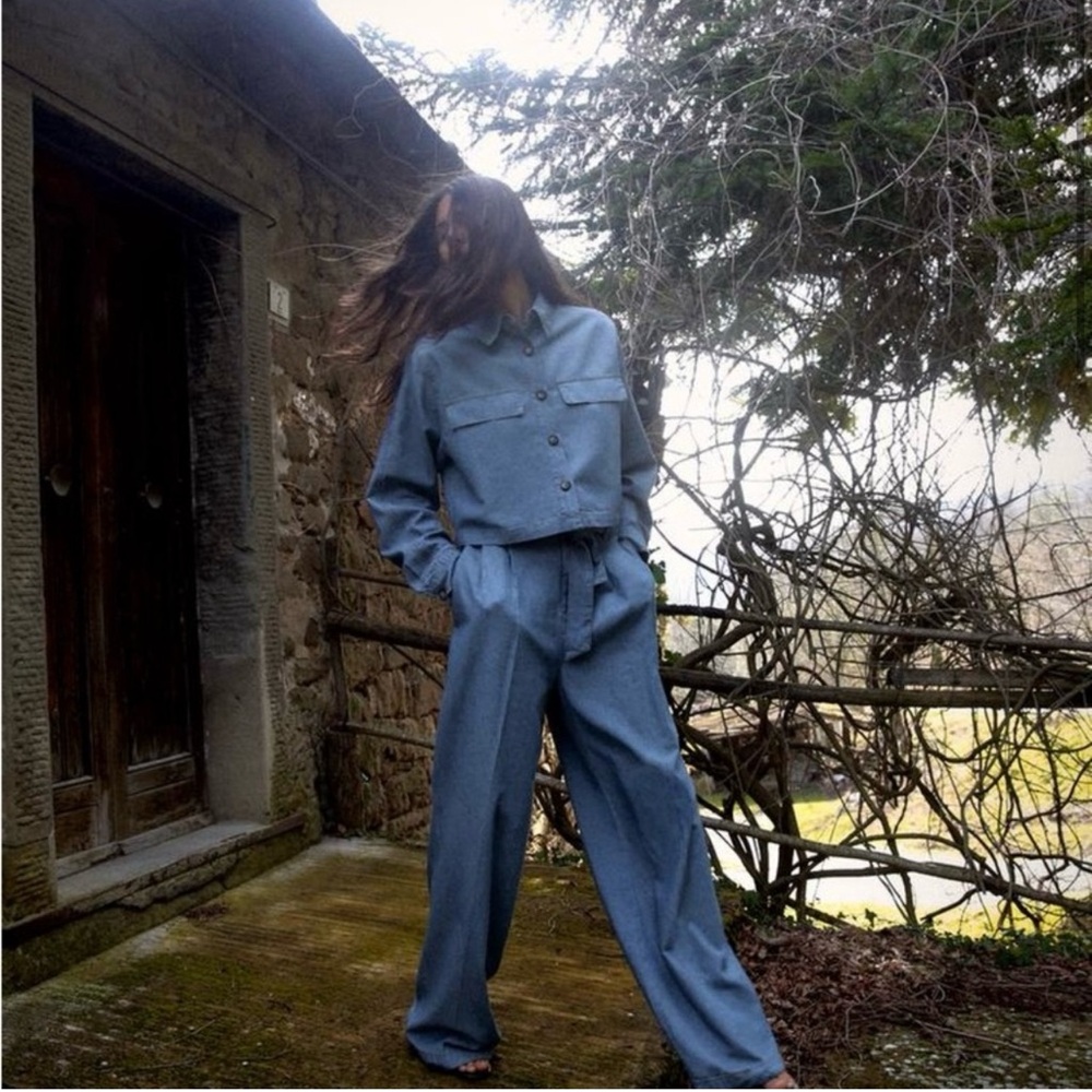 Zara Paper bag style pant set sold separate